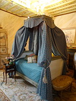 Chateau de Mauriac (55), Chambre de l'herbier, Lit